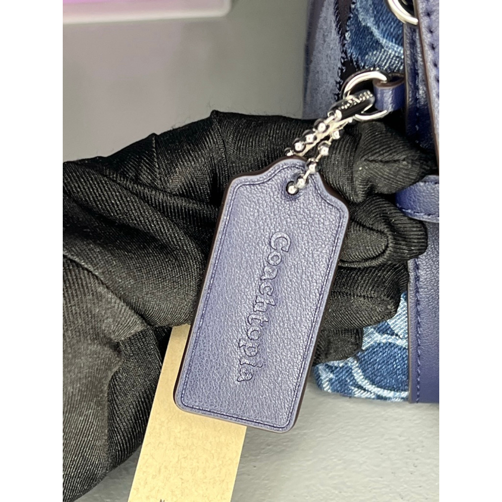 Coach Small Slouchy Shoulder Bag
In Upcrafted Patchwork - Denim Signature - Picture 7 of 12